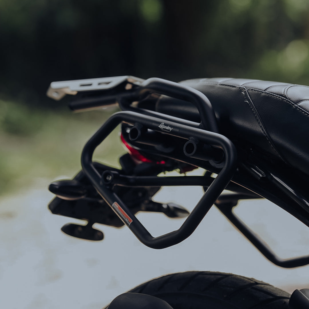 Triumph Speed 400 T4 Aviator Saddle Stay