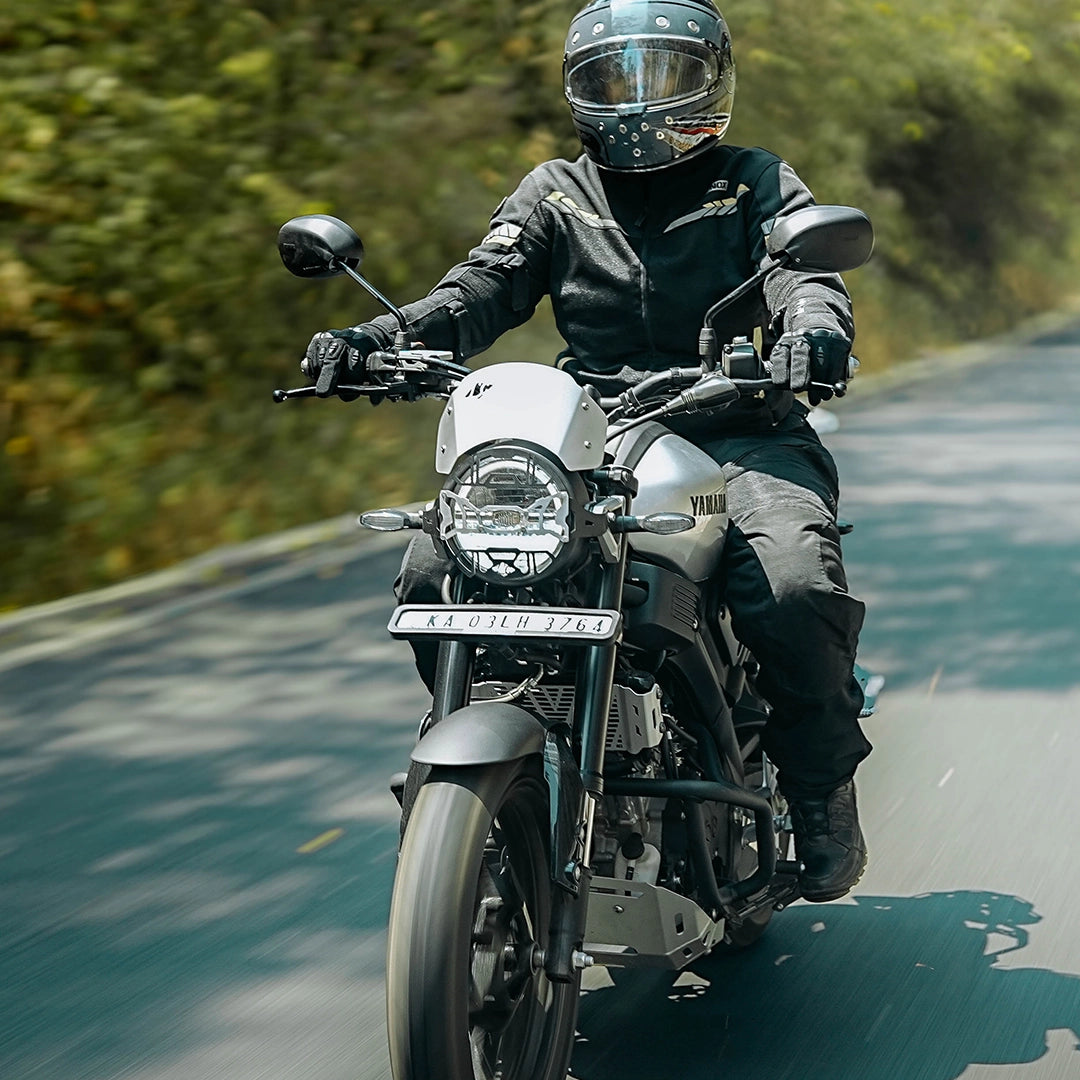 YAMAHA XSR 155 COSMIC HEADLIGHT GRILL BLK SILVER